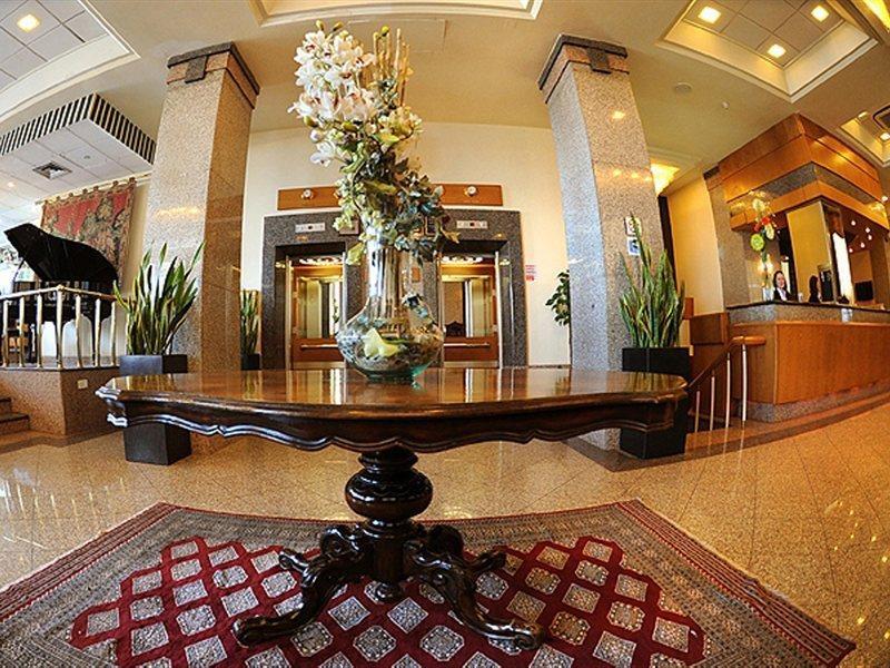 The Diplomat Hotel Sliema Interior photo